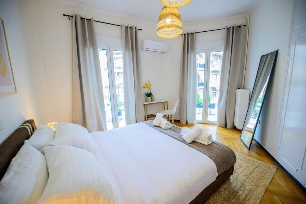 Boho Luxury 2 Bedroom Apartment, Acropolis Museum View Афіни Екстер'єр фото
